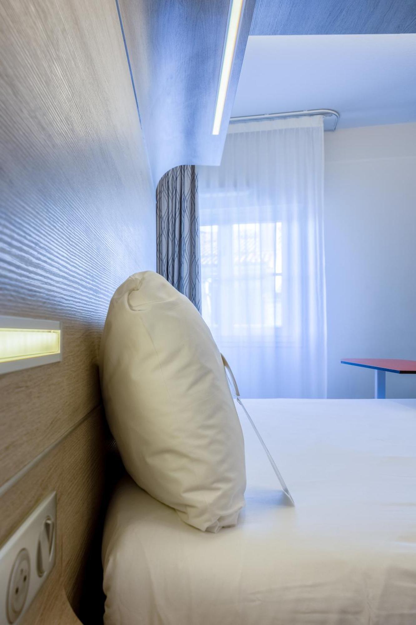 Hotel ibis Styles La Rochelle Centre Exteriér fotografie